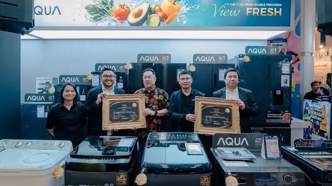 Elektronik rumah tangga AQUA